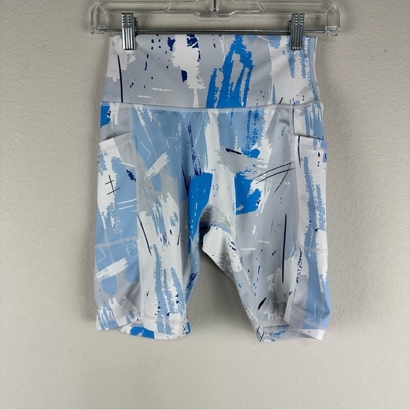 BuffBunny Gray White Blue Abstract Athletic Athleisure Biker Shorts Size Small - Picture 1 of 5